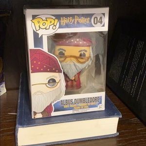 New In Box Albus Dumbledore Funko Pop Collectible